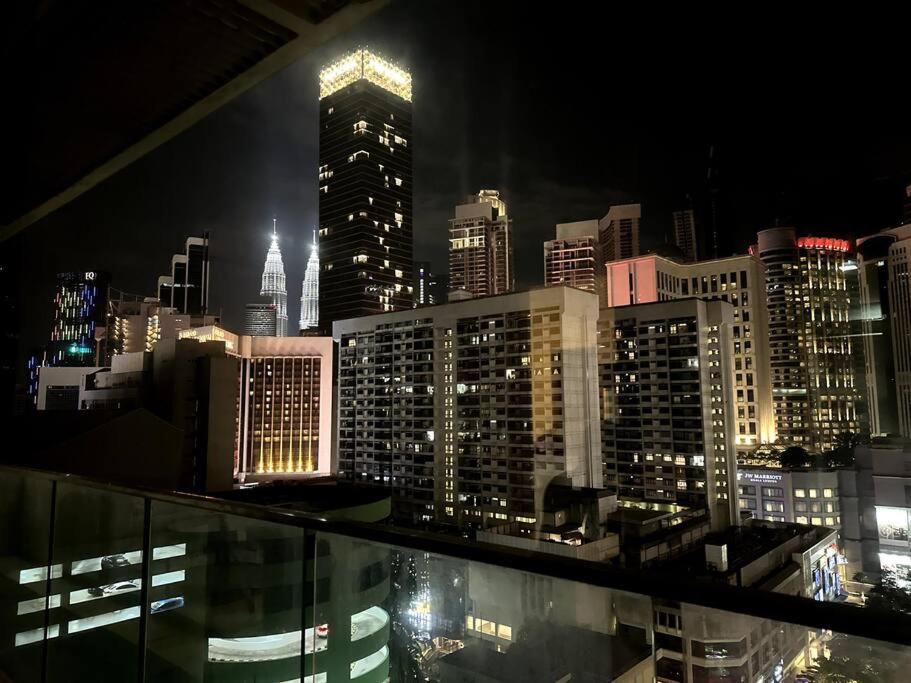 1 Min To Pavilion,klcc & Spacious View,6-7pax *