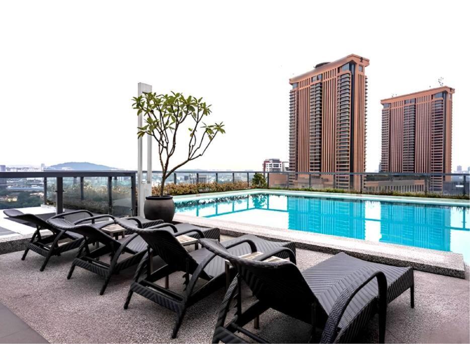 Apartment 1 Min To Pavilion,klcc & Spacious View,6-7pax Kuala Lumpur